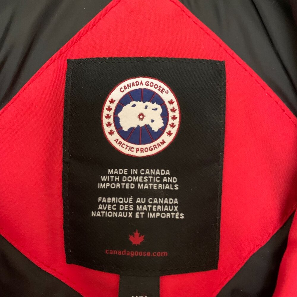 Canada Goose Parka - Picture 2 of 13